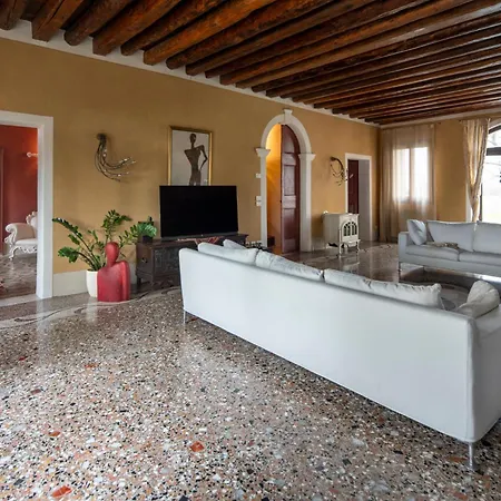La Tua Villa